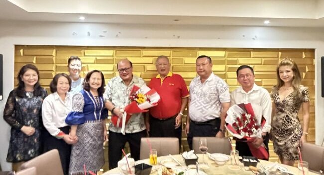 ร่วมยินดี “นริศ ชัยสูตร” รับเข็มเกียรติยศศิษย์เก่าดีเด่น มธ.