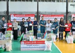 มูลนิธิป่อเต็กตึ๊ง จับมือสมาคมจีน มอบเงิน-สิ่งของ เยียวยาผู้ประสบอัคคีภัยชุมชนรุ่งมณีพัฒนา